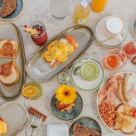 Boho Club Szálloda *